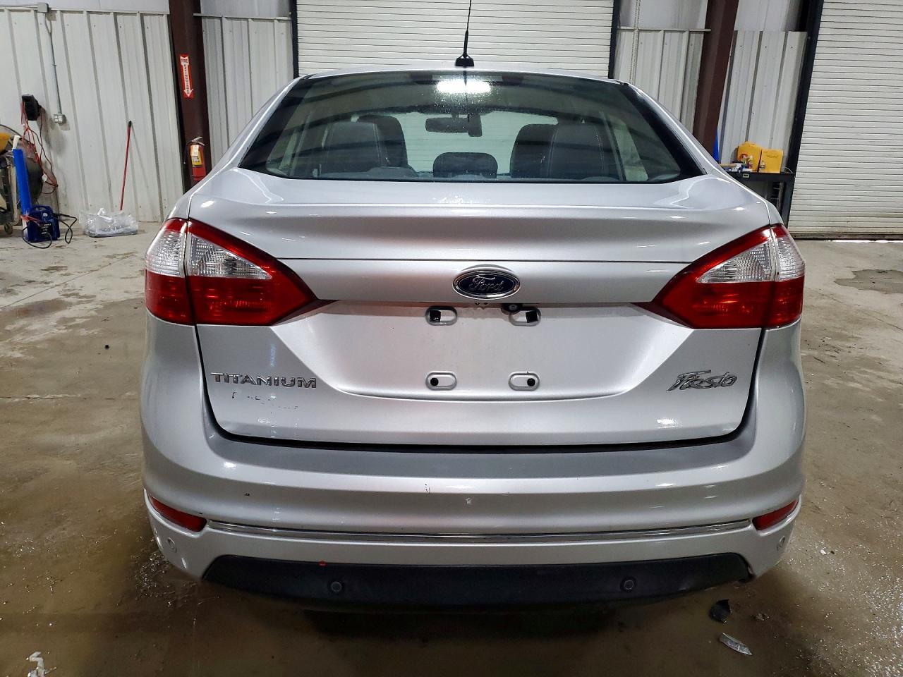 2015 FORD Fiesta
