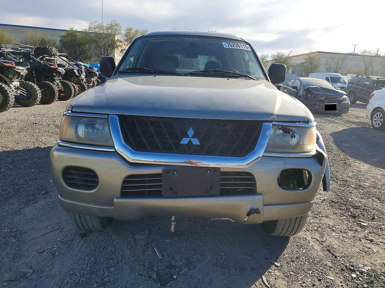2003 MITSUBISHI Montero