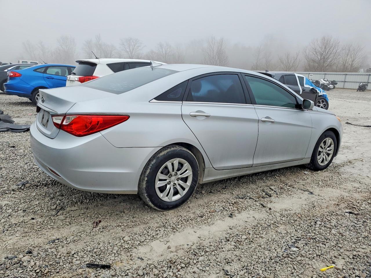 2011 HYUNDAI SONATA