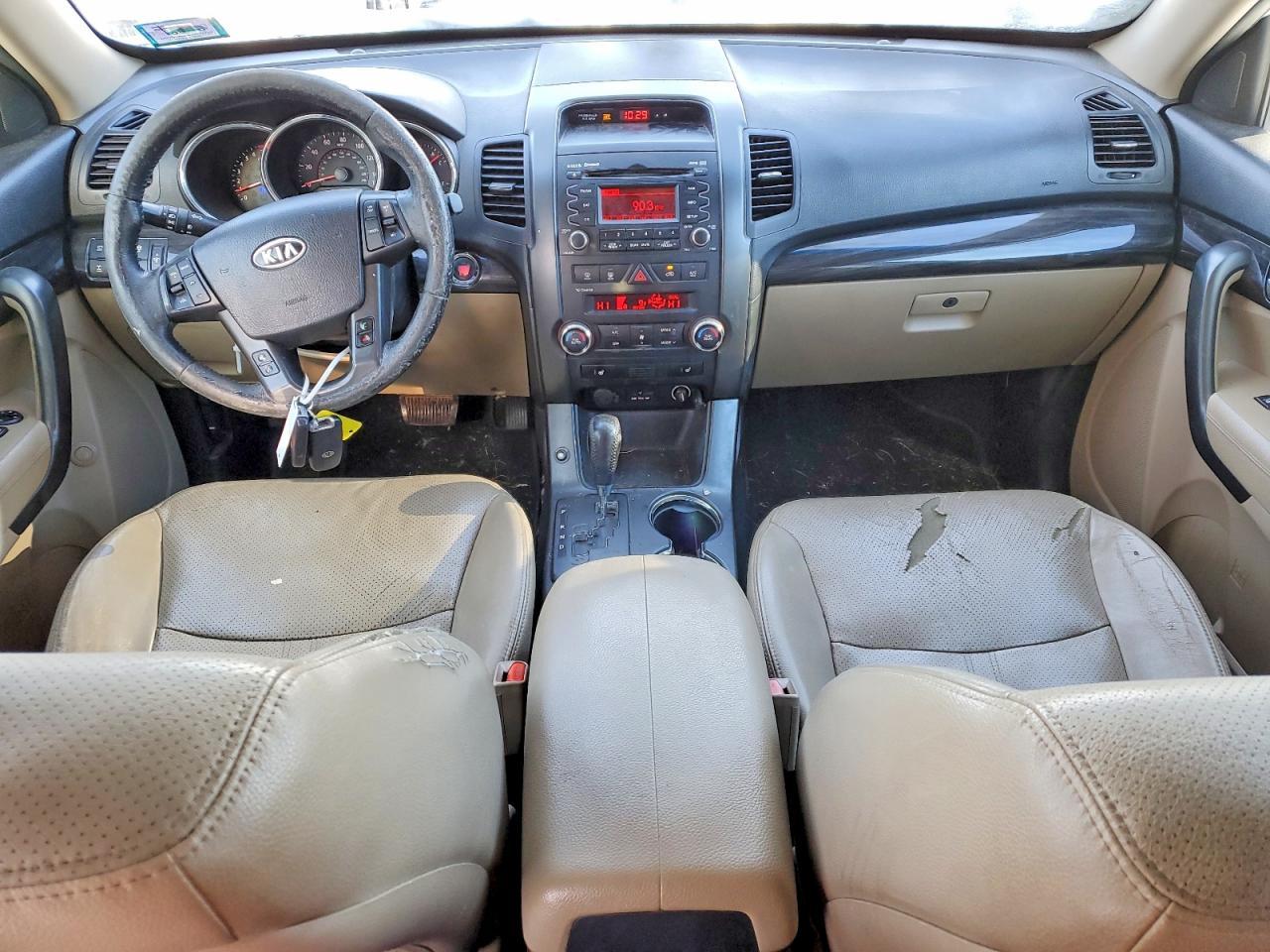 2011 KIA SORENTO