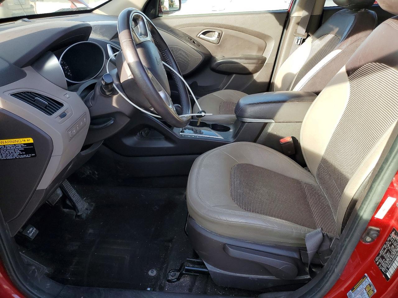2012 HYUNDAI TUCSON