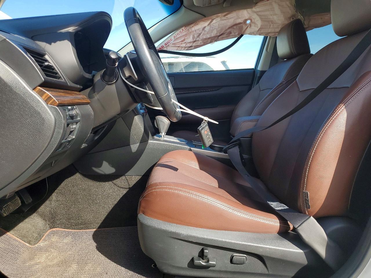 2013 SUBARU Outback