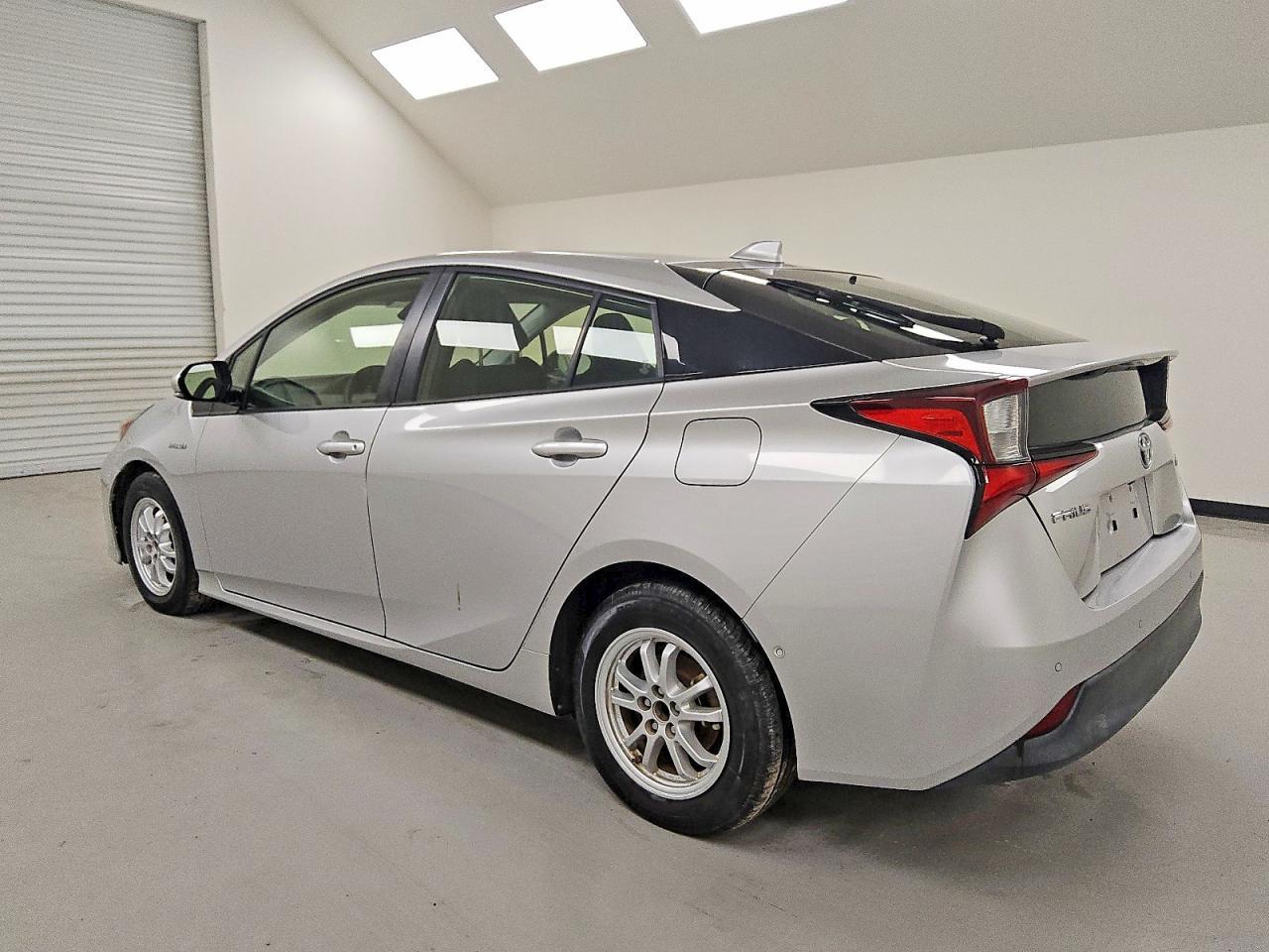 2020 TOYOTA PRIUS