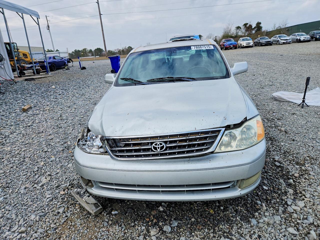2003 TOYOTA Avalon