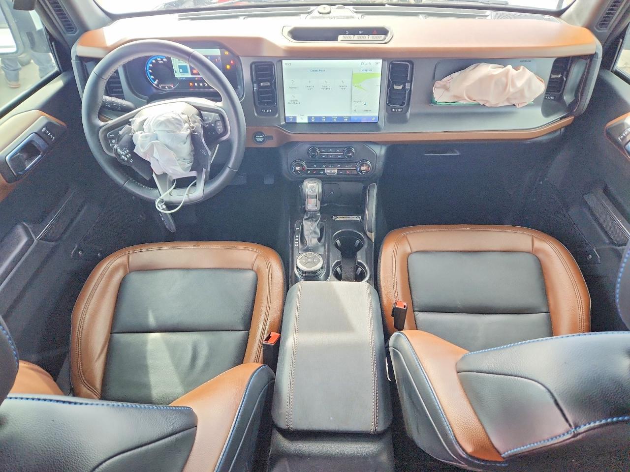 2024 FORD Bronco
