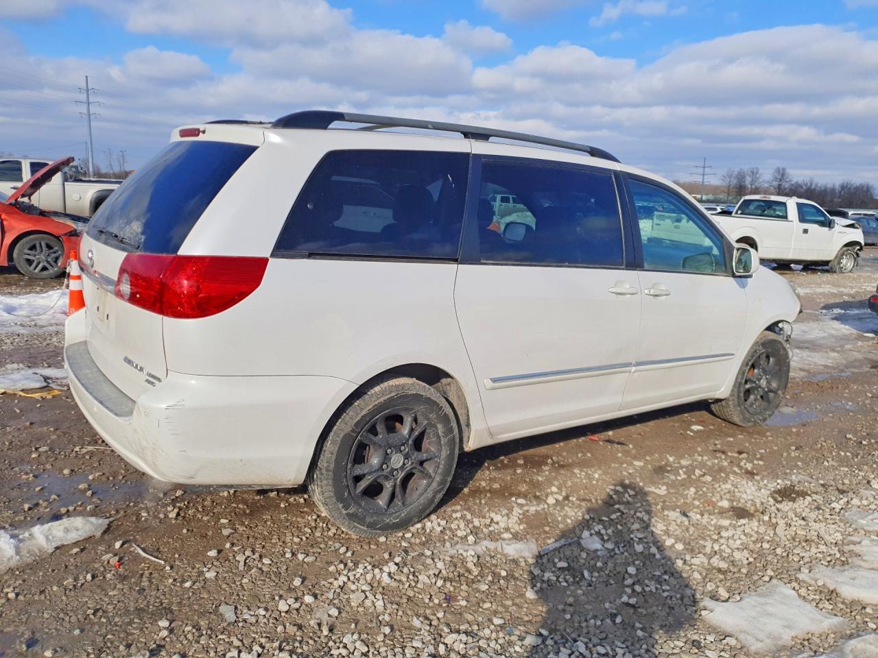 2006 TOYOTA SIENNA