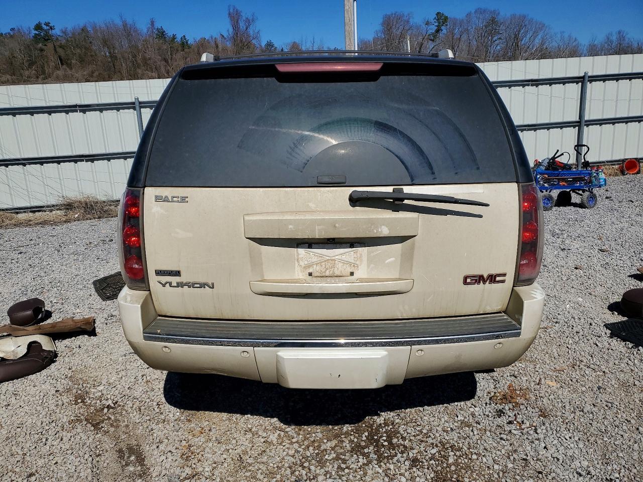 2010 GMC Yukon