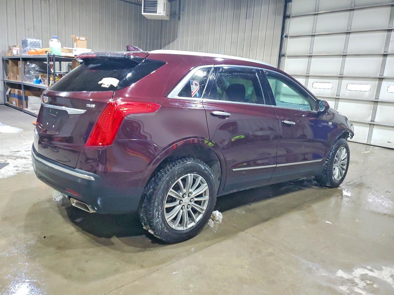 2017 CADILLAC XT5