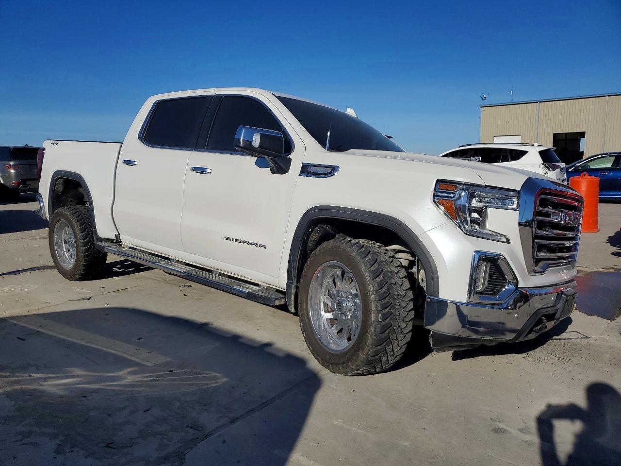 2020 GMC Sierra