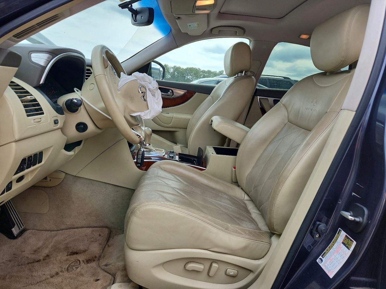 2010 INFINITI FX35