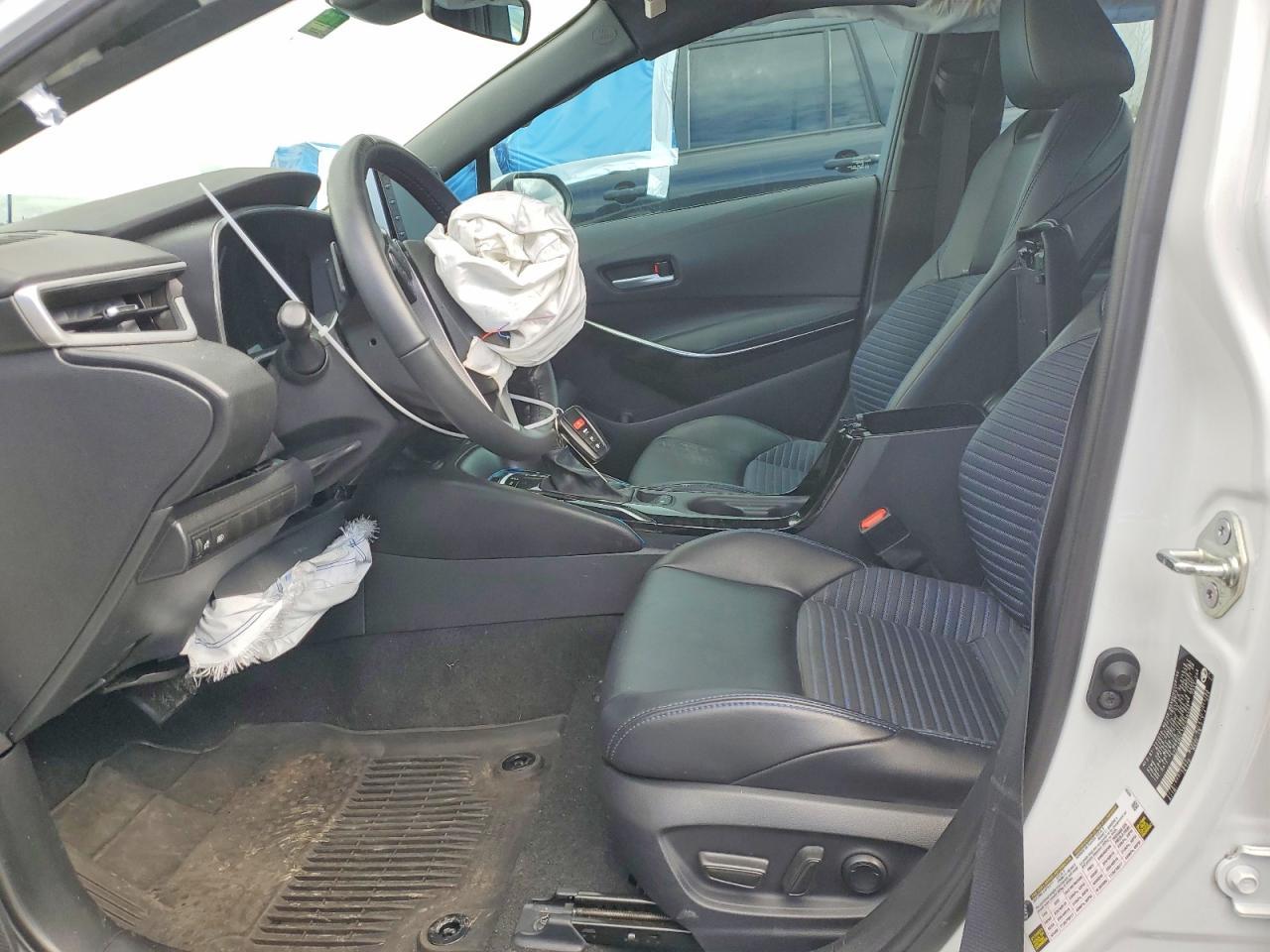 2022 TOYOTA COROLLA