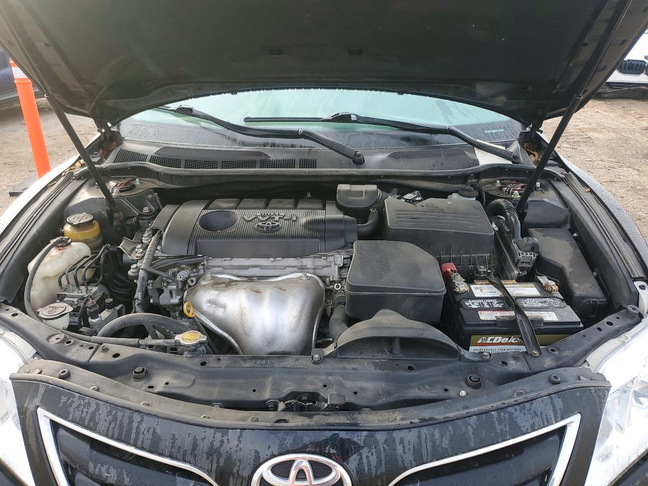 2011 TOYOTA CAMRY