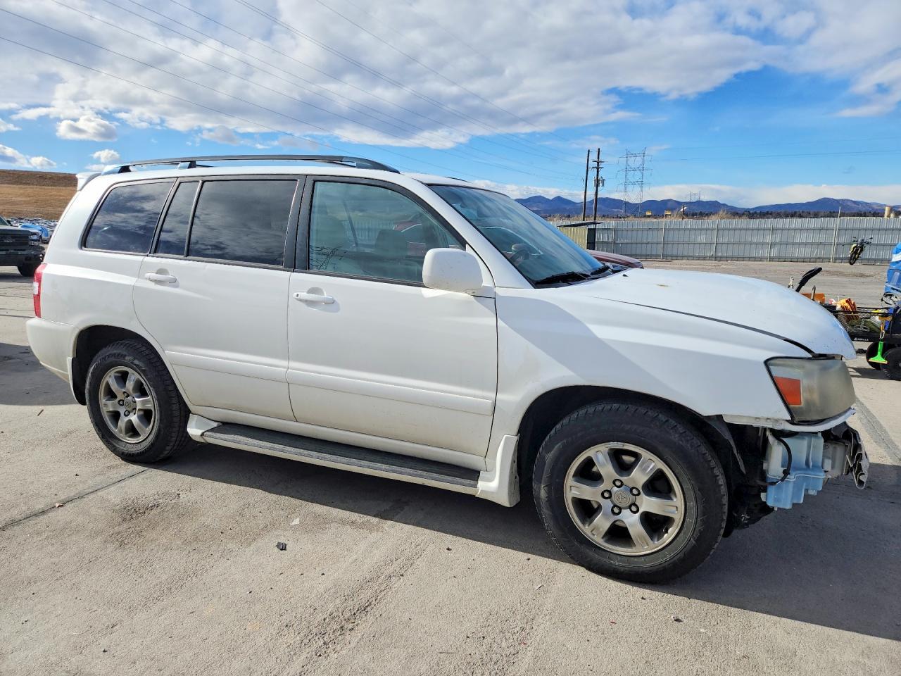 2006 TOYOTA HIGHLANDER