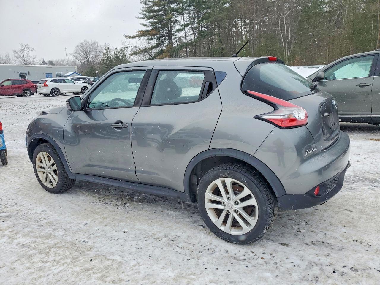 2016 NISSAN Juke