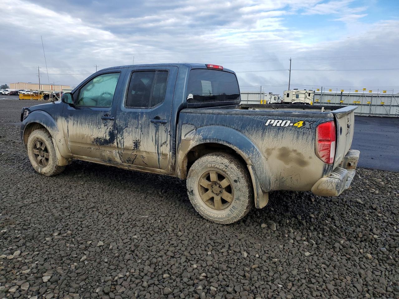 2013 NISSAN Frontier