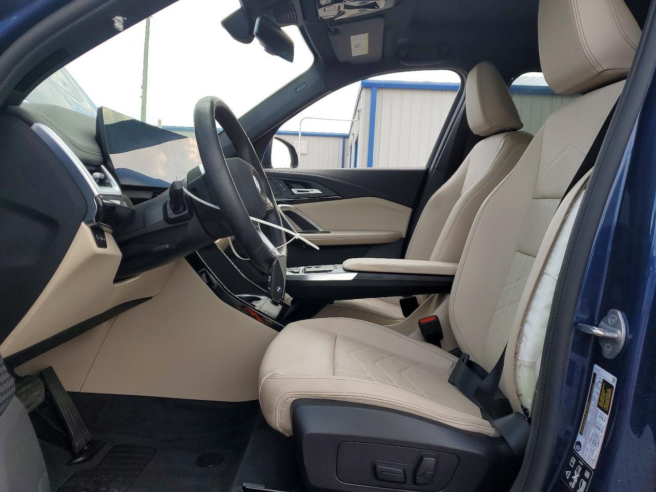 2025 BMW X1