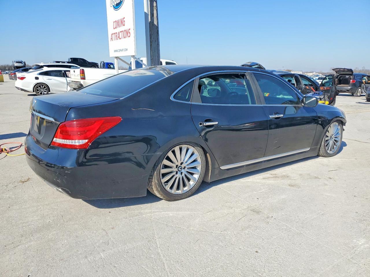 2015 HYUNDAI Equus