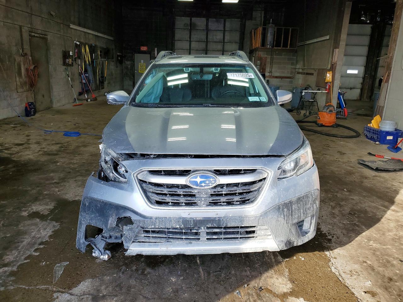 2020 SUBARU Outback