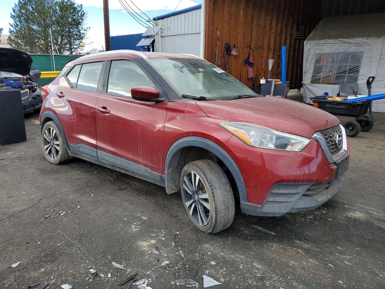2020 NISSAN KICKS