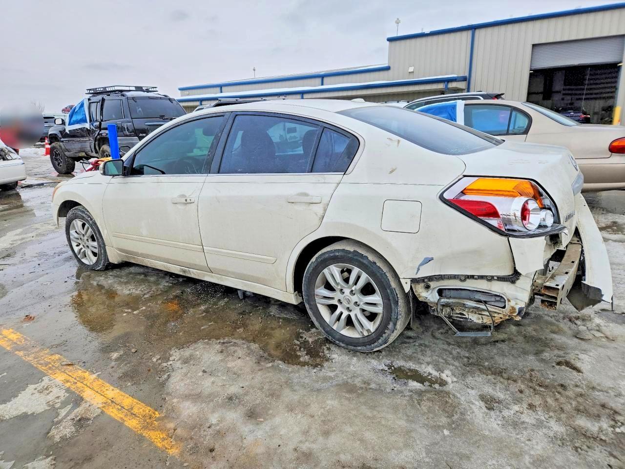 2012 NISSAN ALTIMA