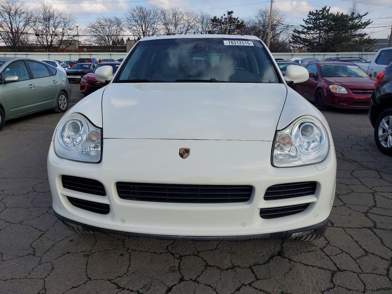 2004 PORSCHE CAYENNE