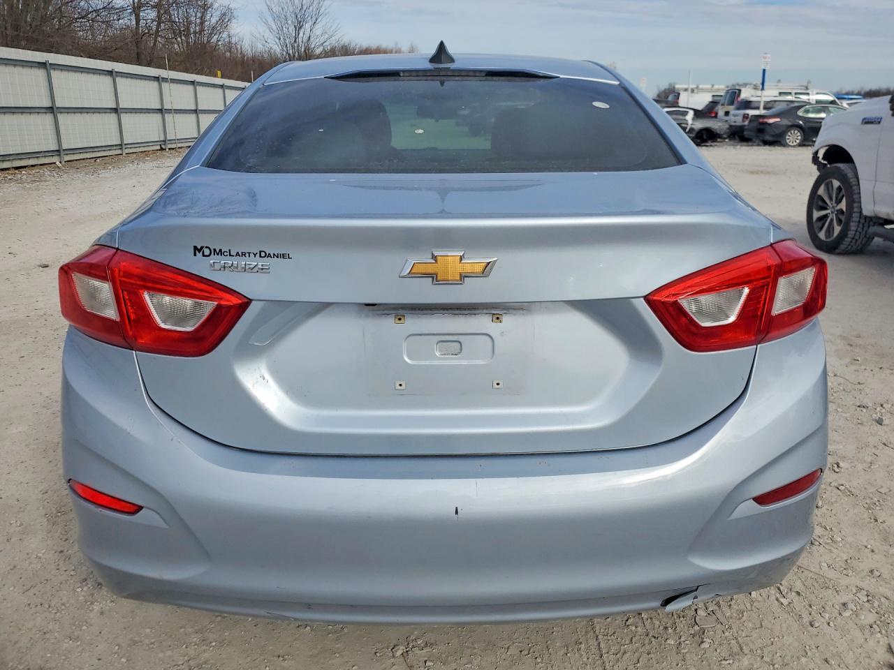 2017 CHEVROLET CRUZE