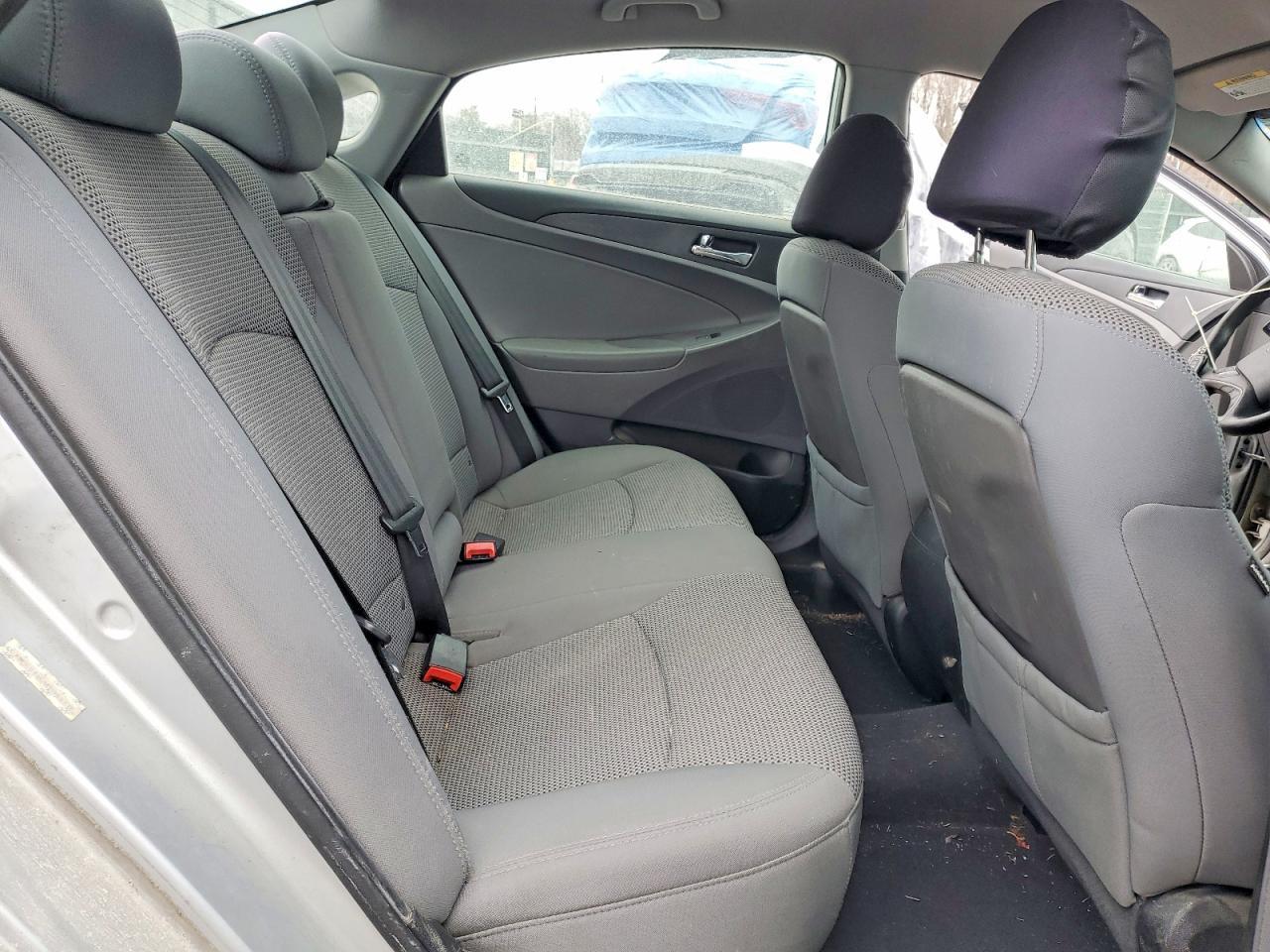 2011 HYUNDAI SONATA