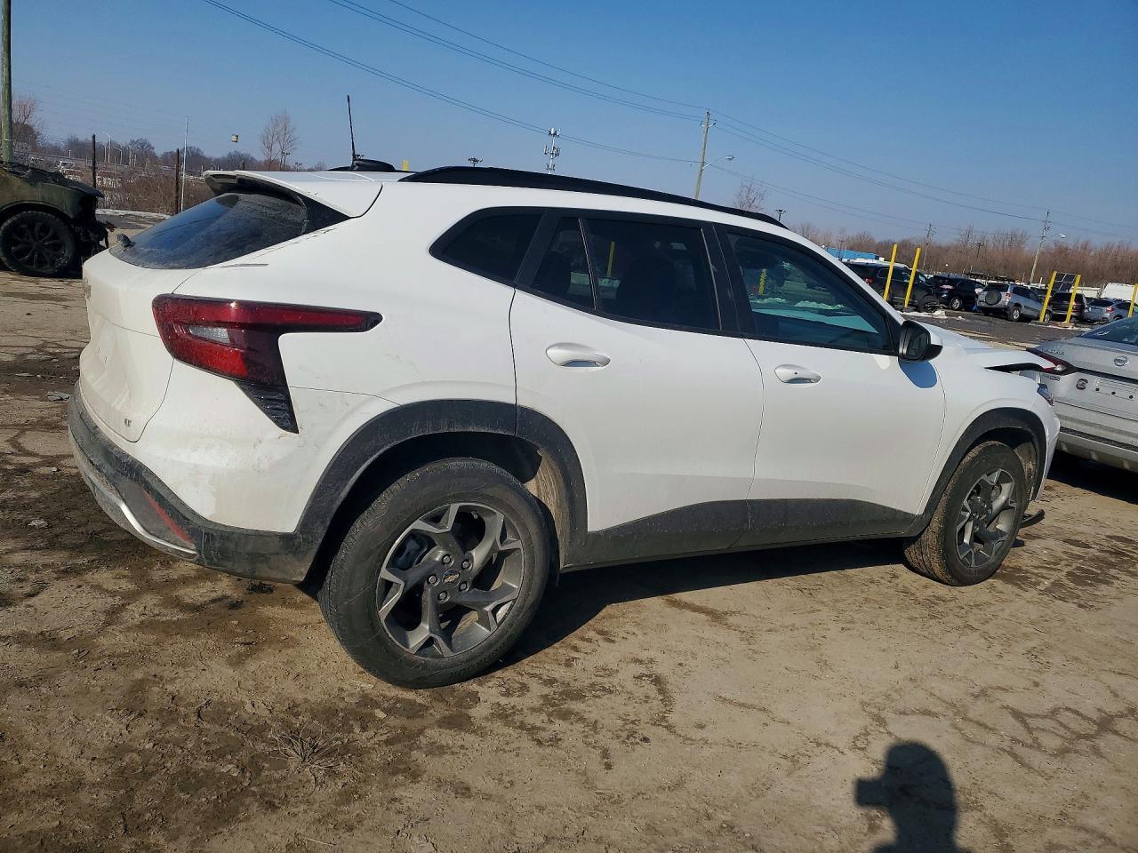 2025 CHEVROLET TRAX