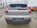 2023 VOLVO XC40