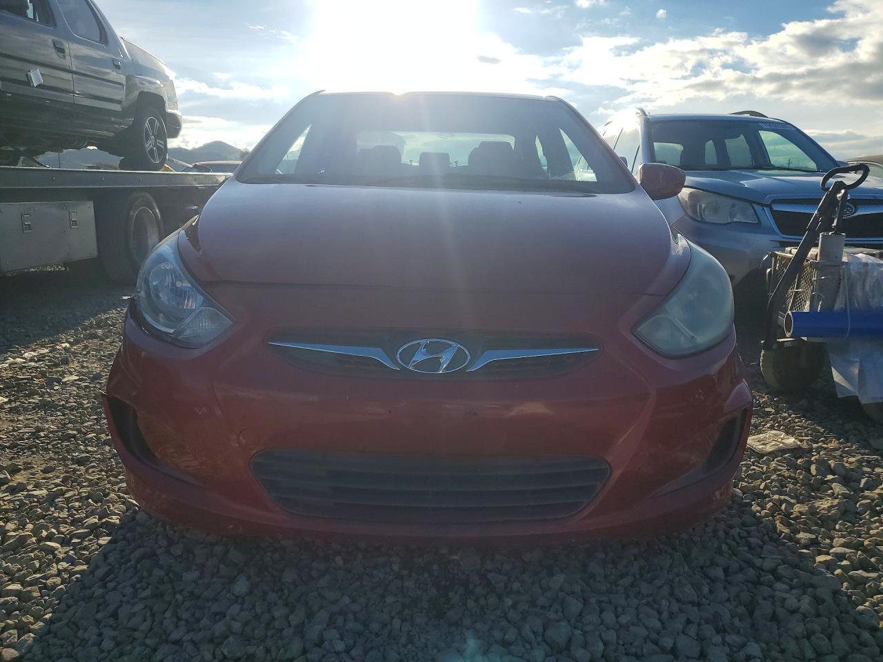 2014 HYUNDAI ACCENT