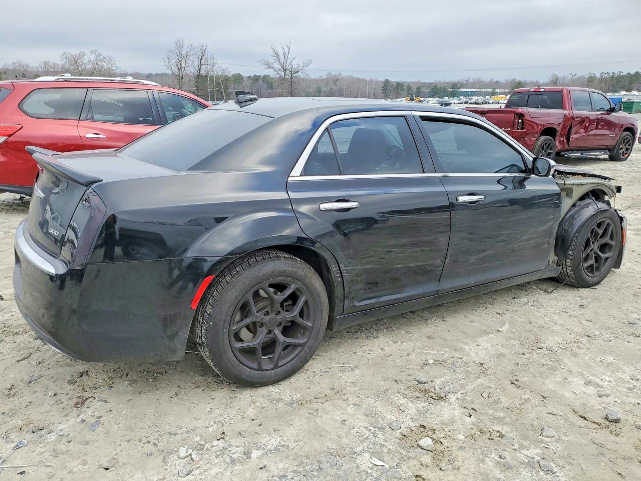 2016 CHRYSLER 300