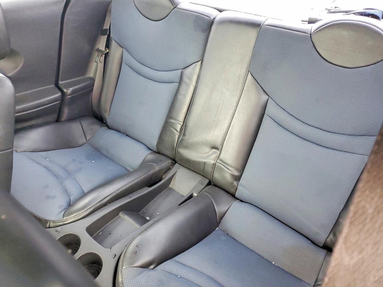 2004 SATURN Ion