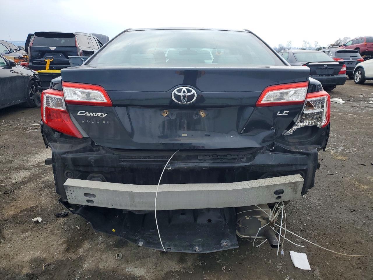 2013 TOYOTA CAMRY