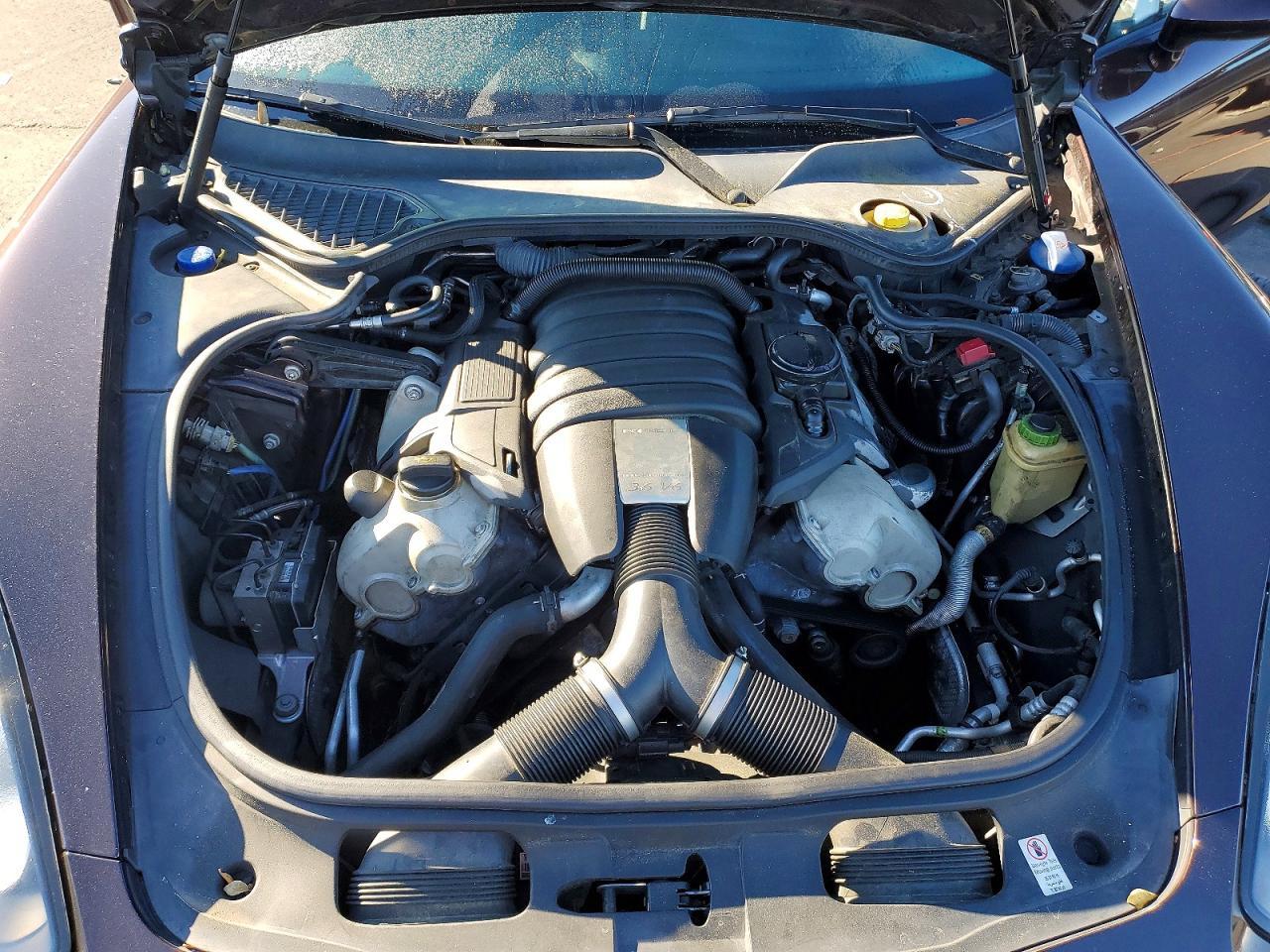 2015 PORSCHE Panamera