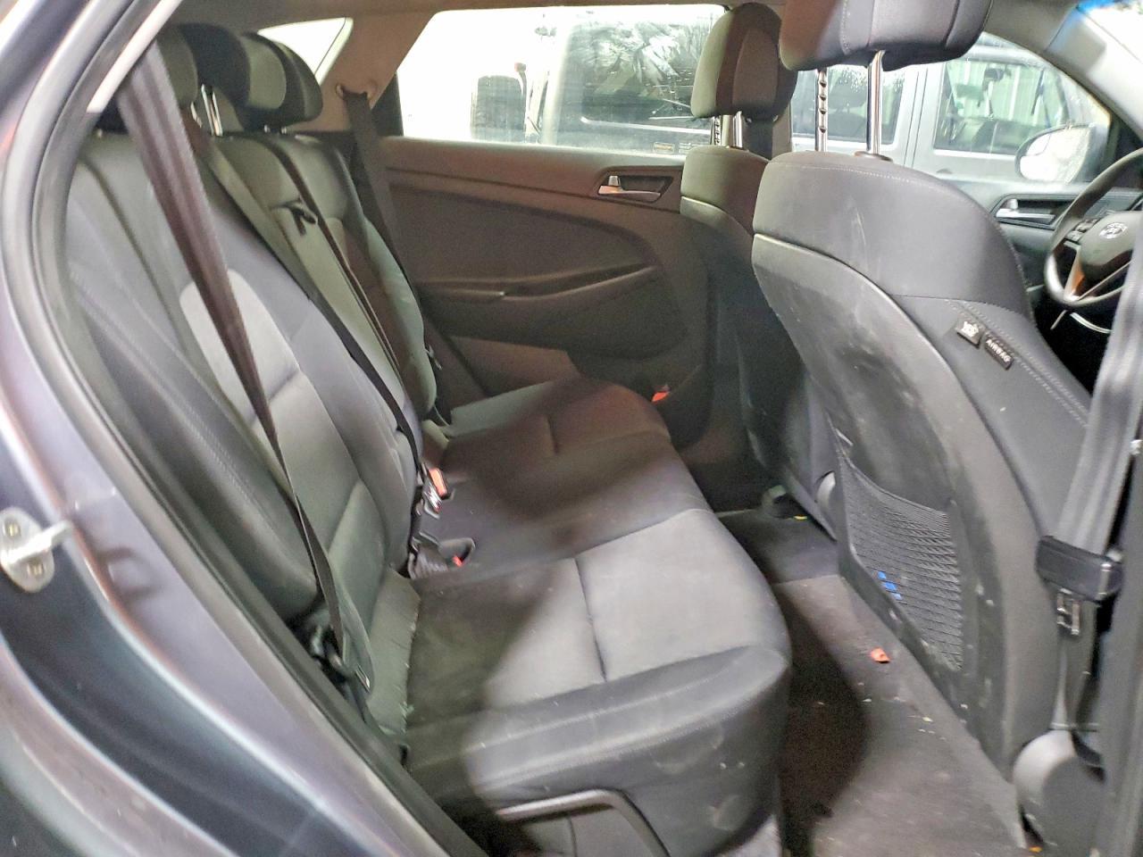 2017 HYUNDAI TUCSON