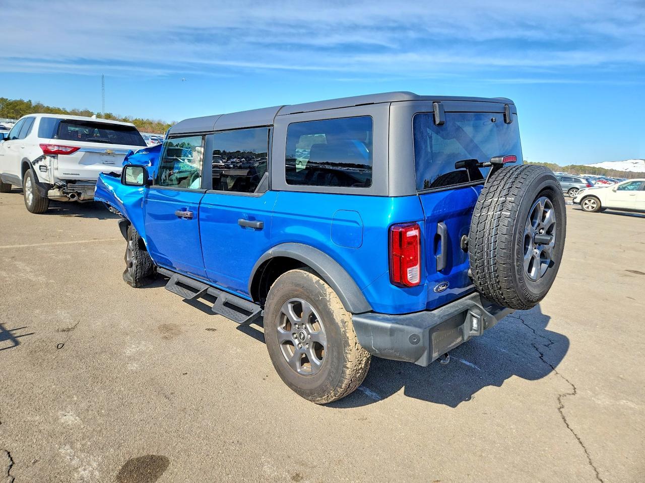 2024 FORD Bronco