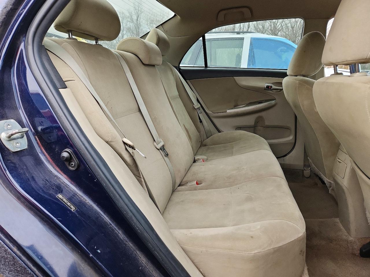 2011 TOYOTA COROLLA