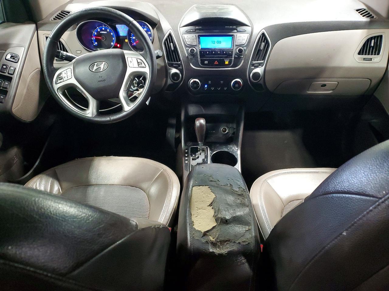 2012 HYUNDAI TUCSON