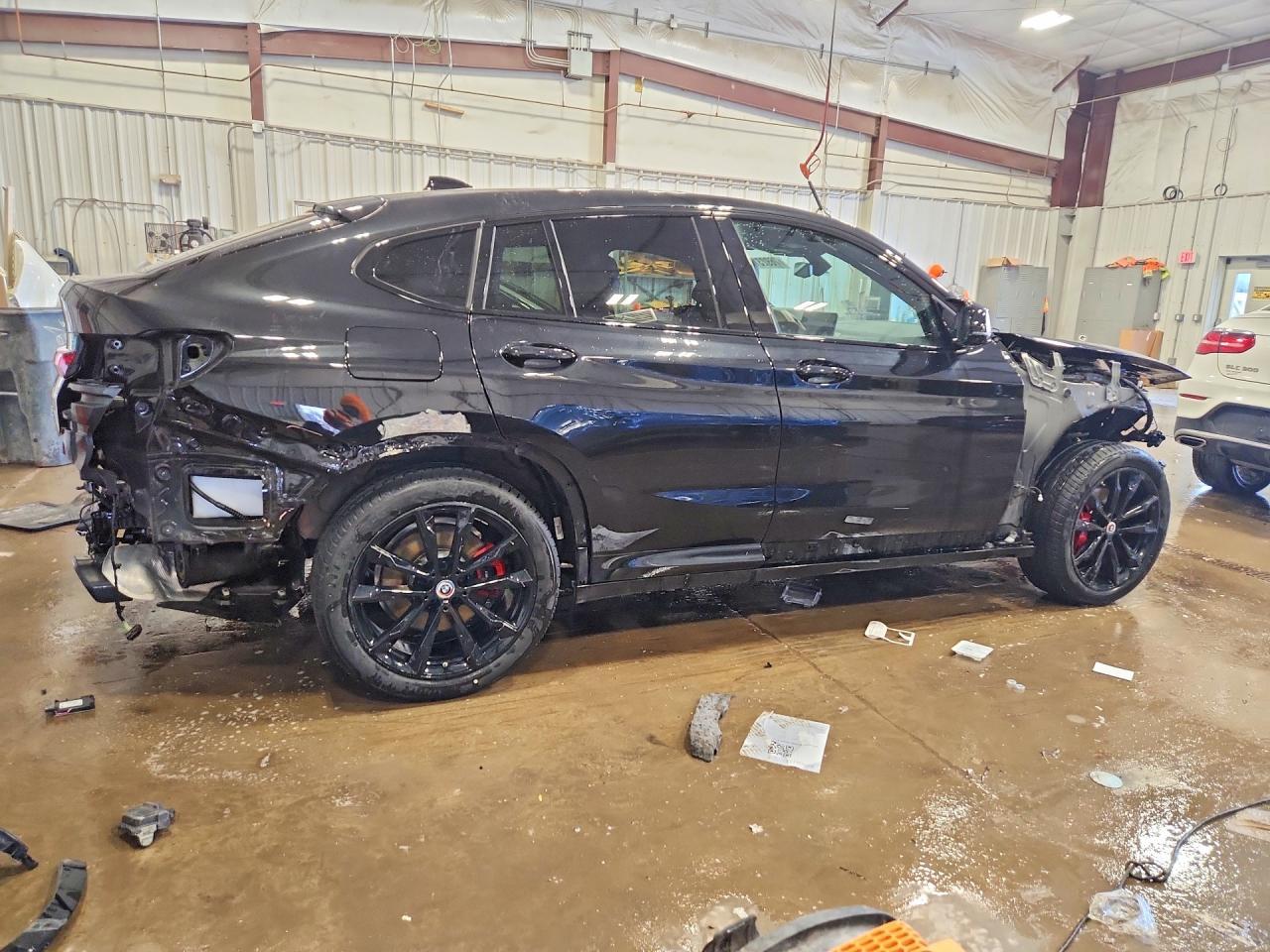 2023 BMW X4