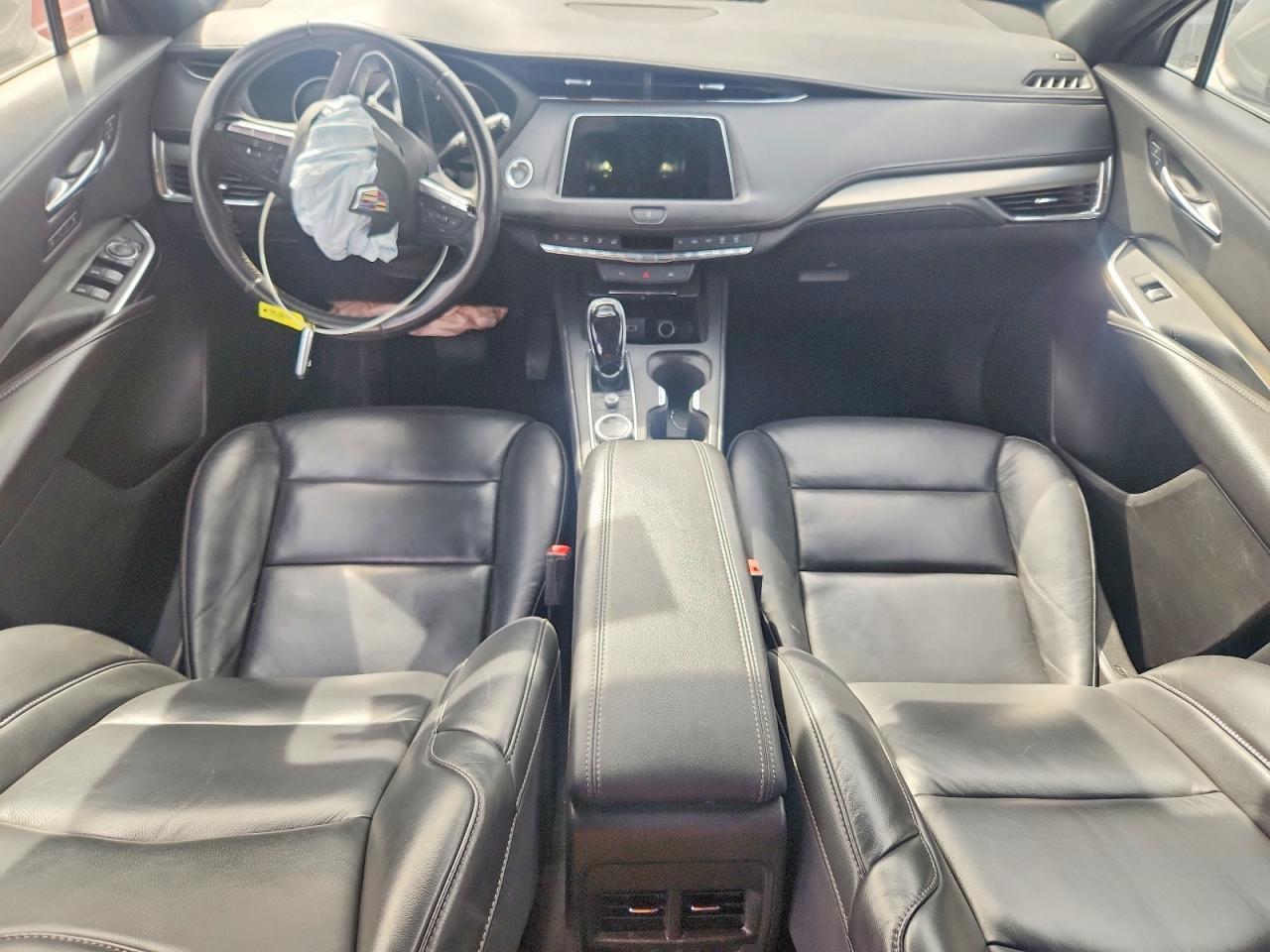 2023 CADILLAC XT4