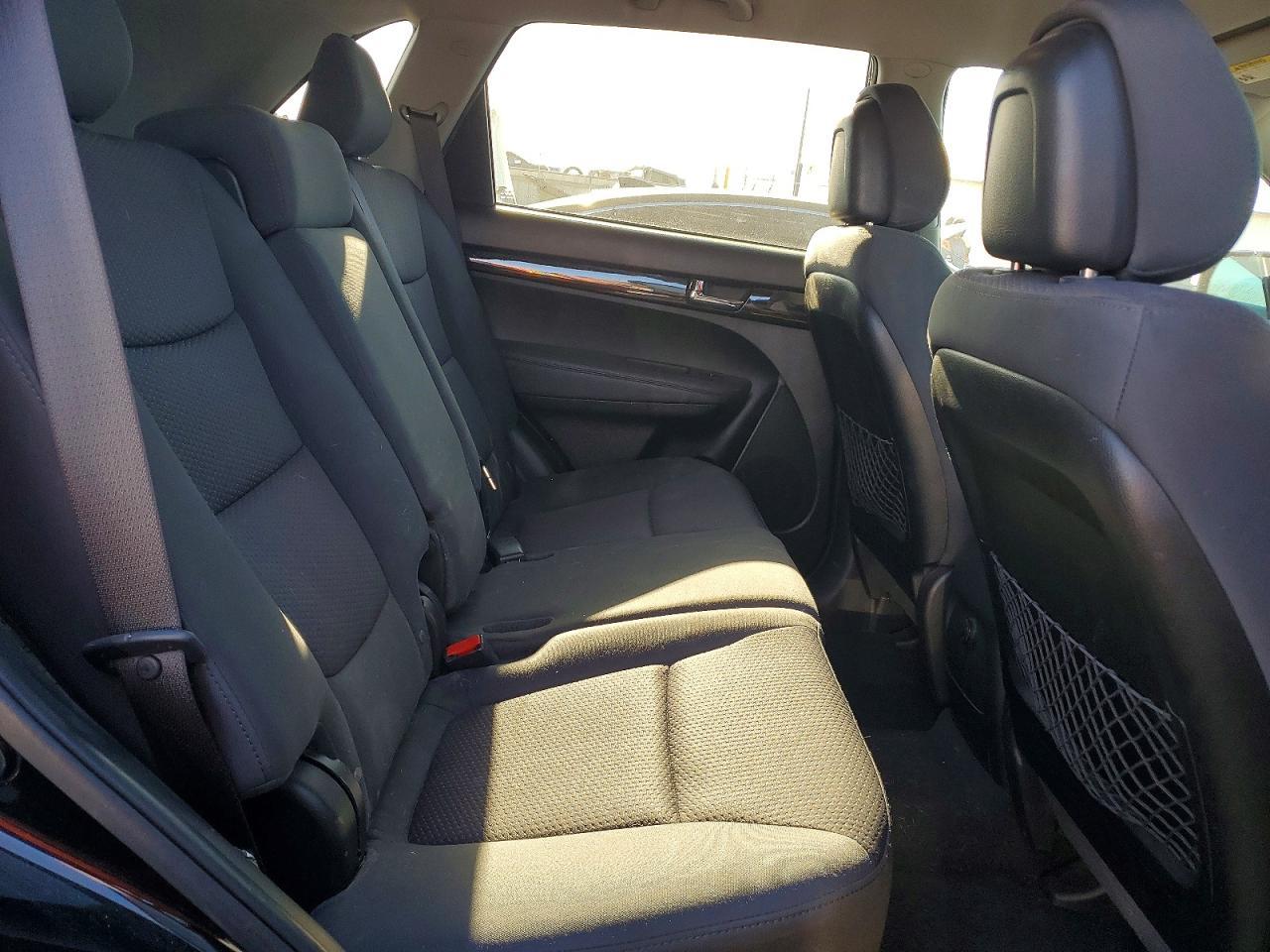 2011 KIA SORENTO