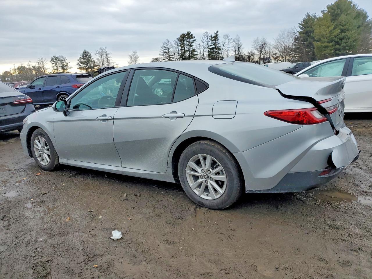 2025 TOYOTA CAMRY