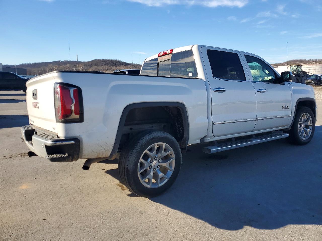 2018 GMC Sierra