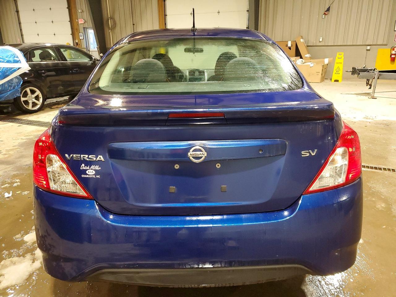 2018 NISSAN VERSA