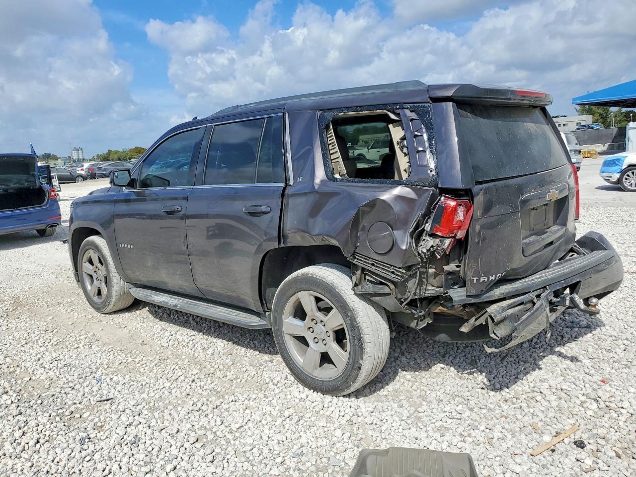 2015 CHEVROLET Tahoe