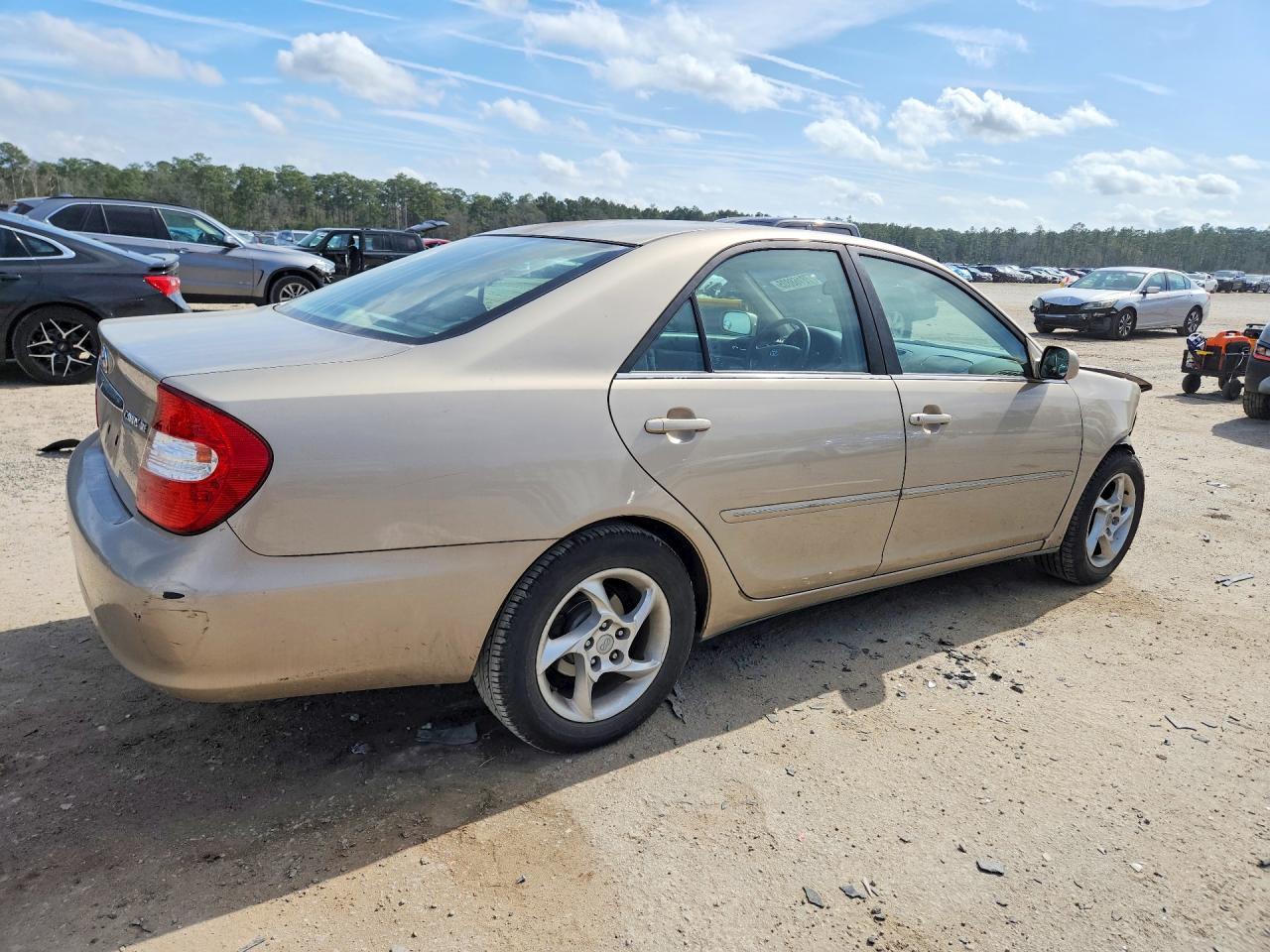 2004 TOYOTA CAMRY
