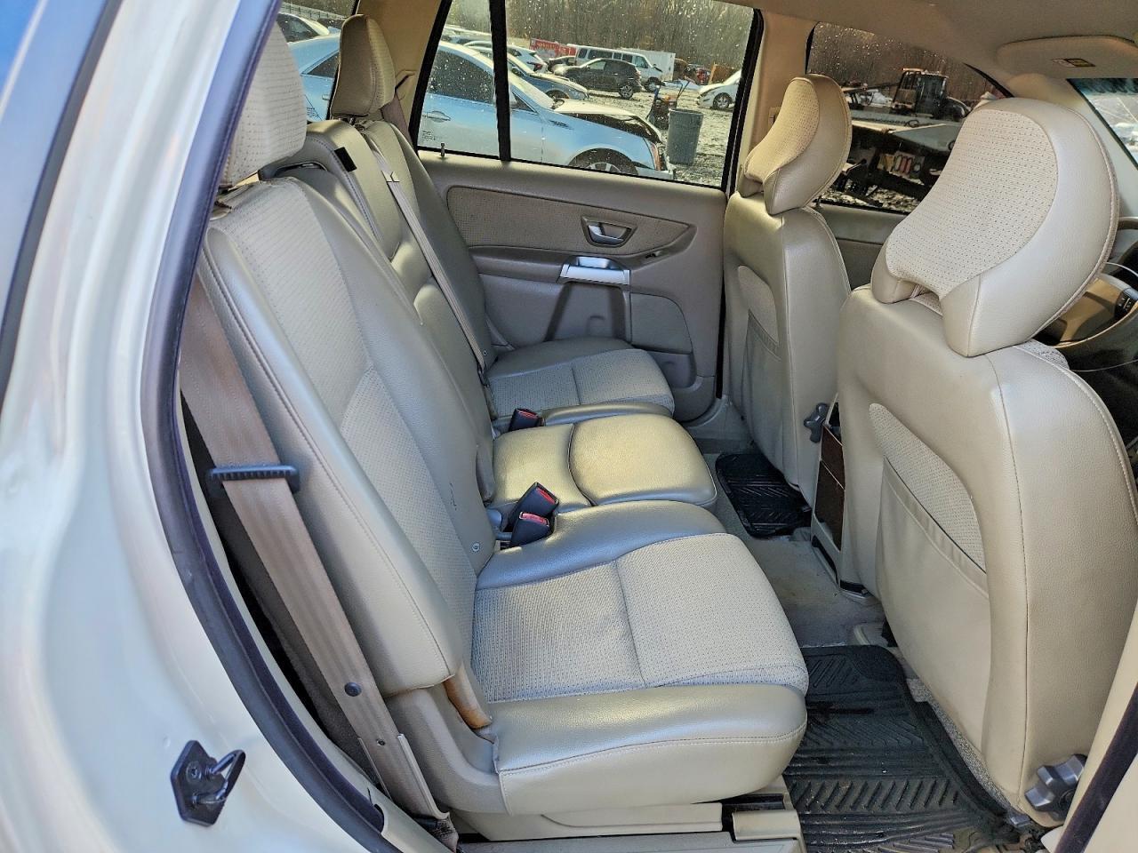 2003 VOLVO XC90