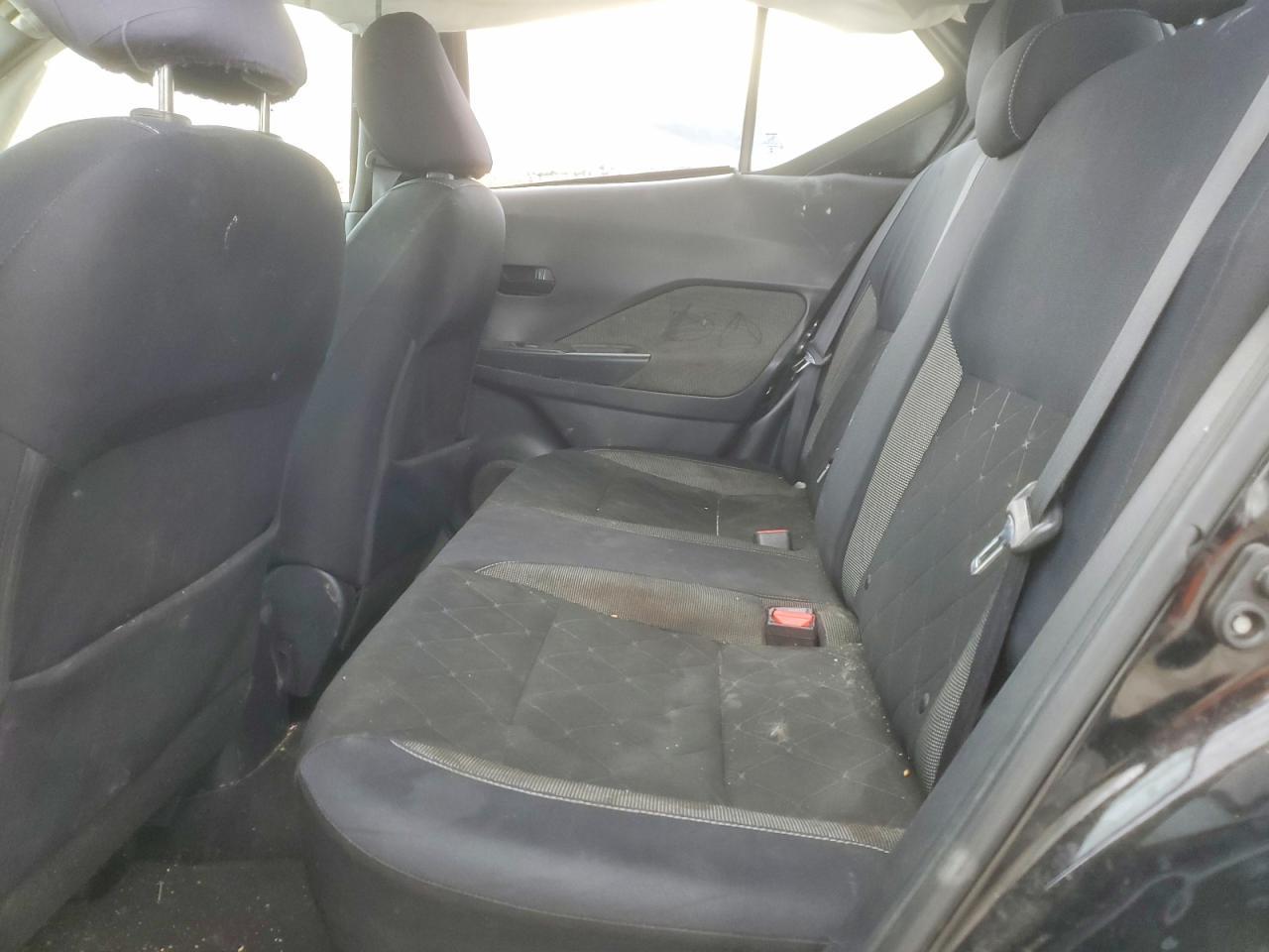 2018 NISSAN KICKS
