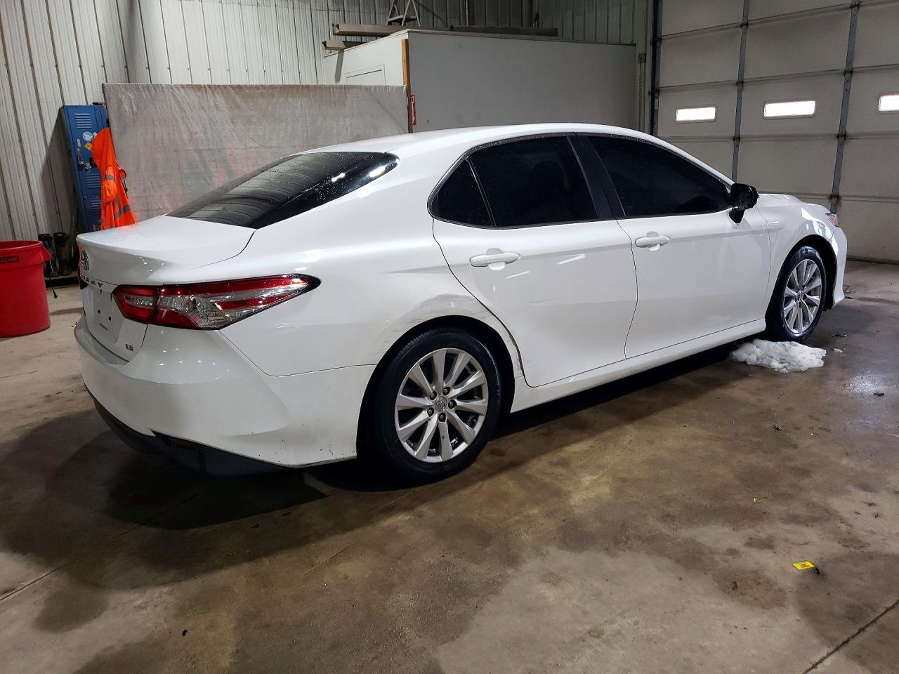 2018 TOYOTA CAMRY