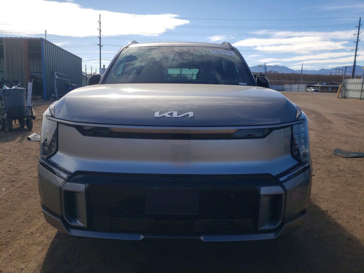 2024 KIA EV9